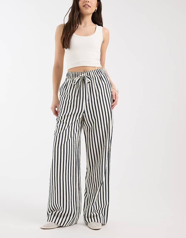 ASOS New Look wide leg stripe trousers in blue — Ivory beige trouser