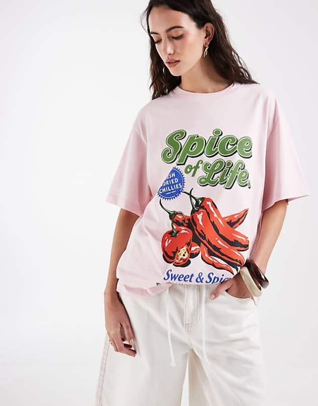 ASOS ASOS DESIGN oversized tee with spicy chilli graphic in pink — Light pink top