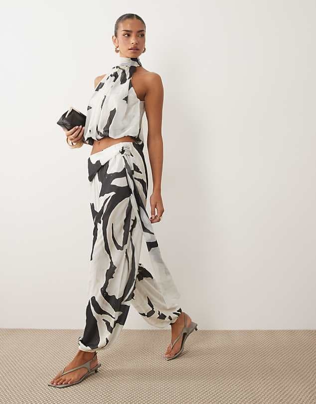 ASOS ASOS DESIGN co-ord volume balloon trousers with wrap front detail in mono print — Soft white trouser