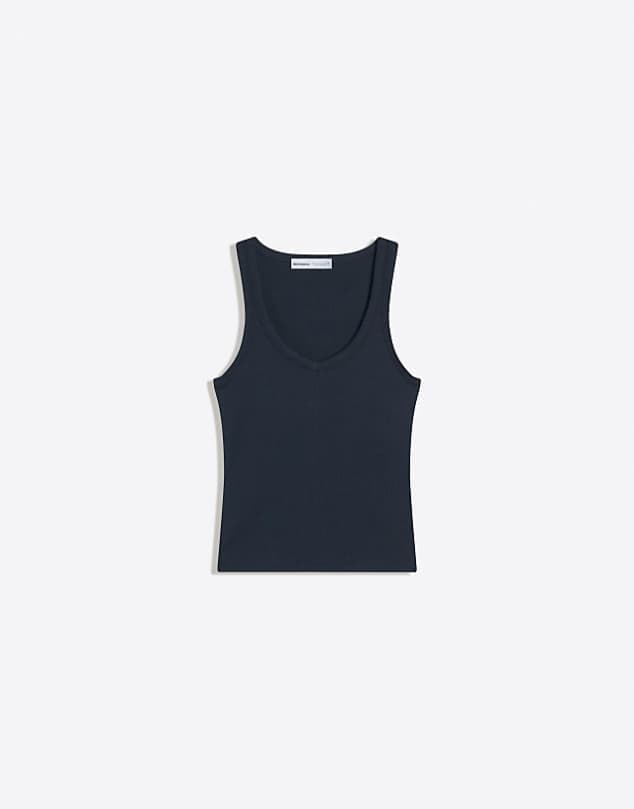 ASOS Bershka Basic rib vest top in navy — Deep navy blue top